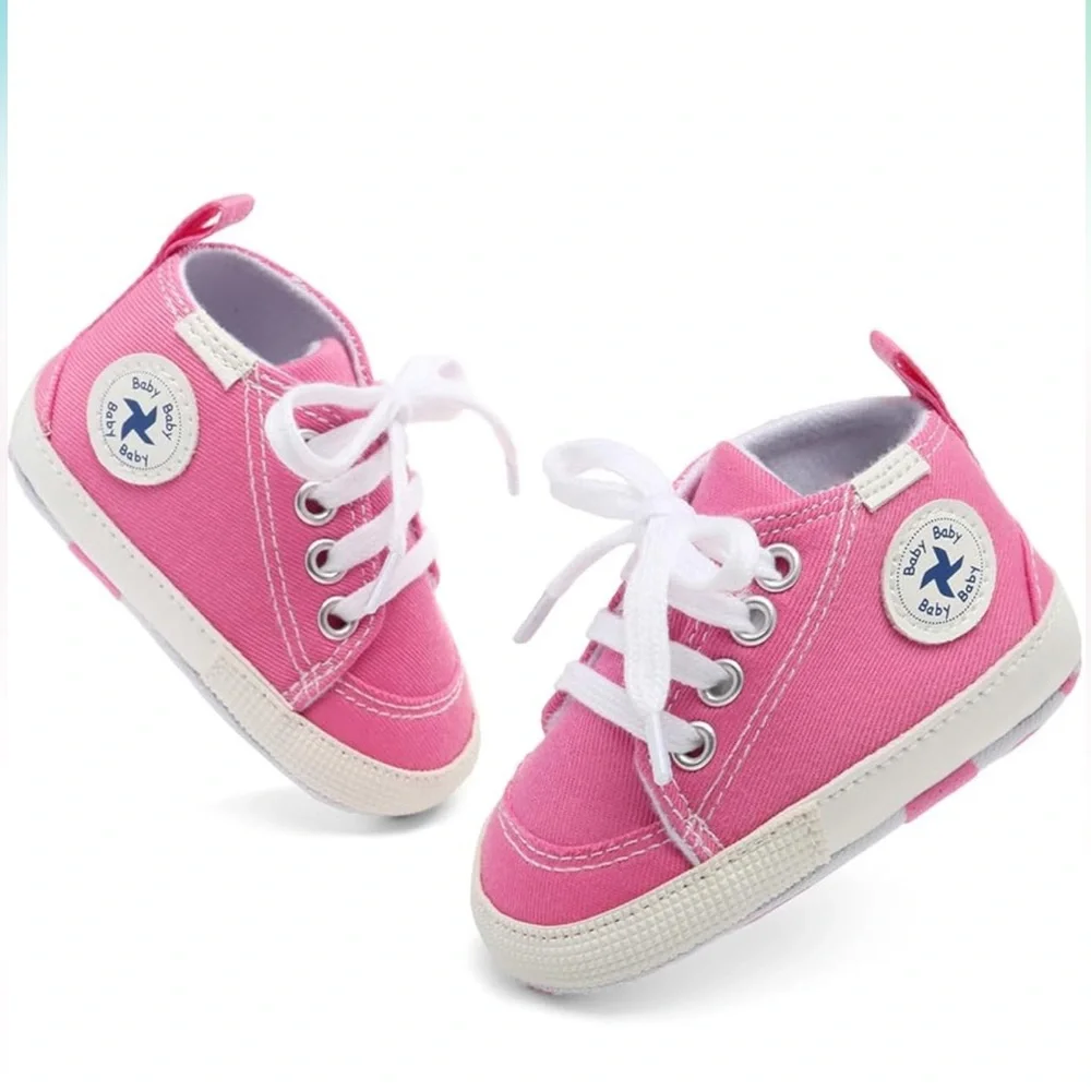NWT-Star High Top Canvas Baby Shoes, nwt